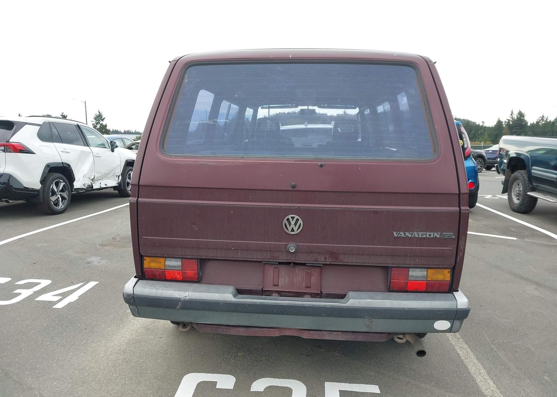 1988 VOLKSWAGEN VANAGON BUS
