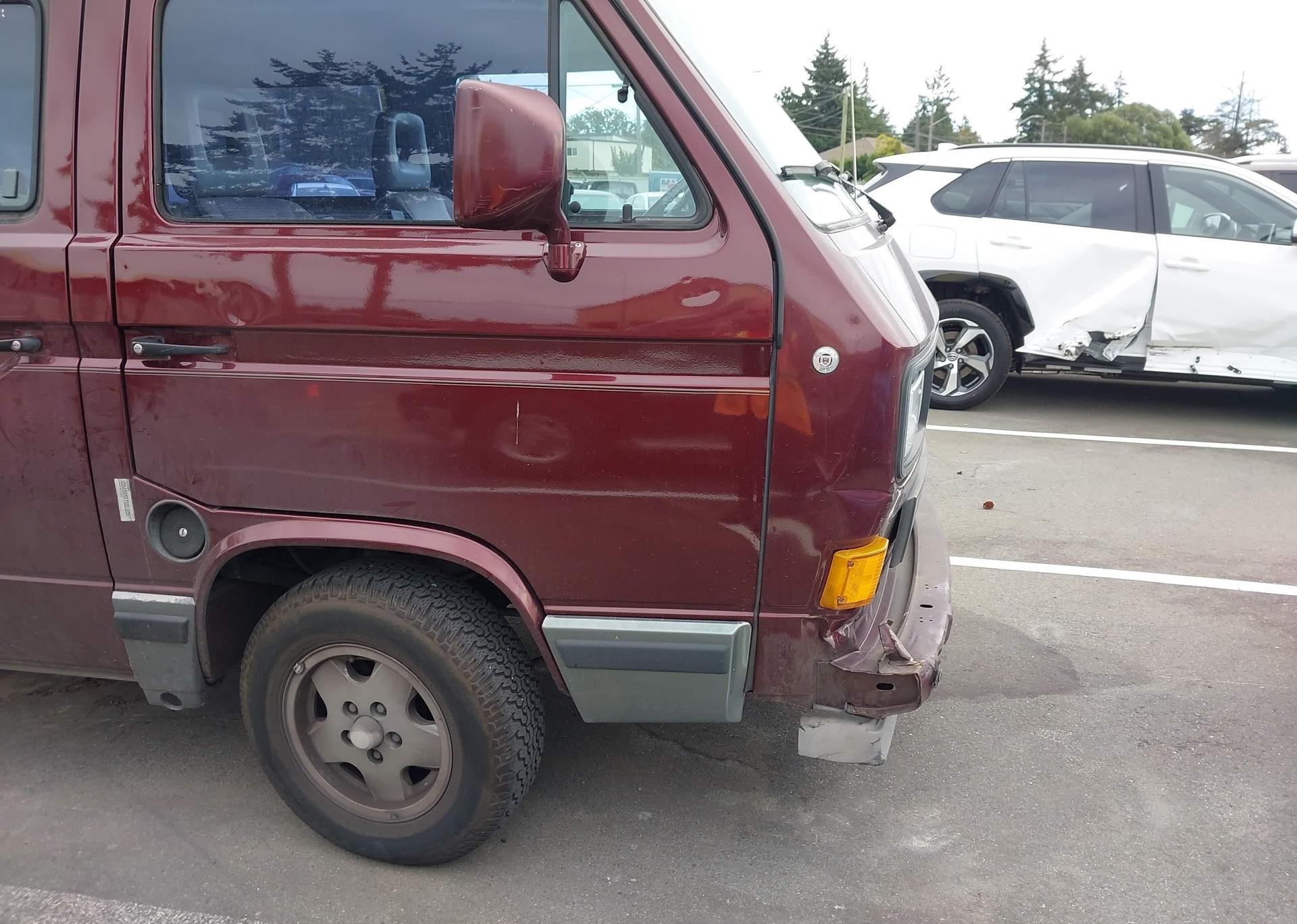 1988 VOLKSWAGEN VANAGON BUS