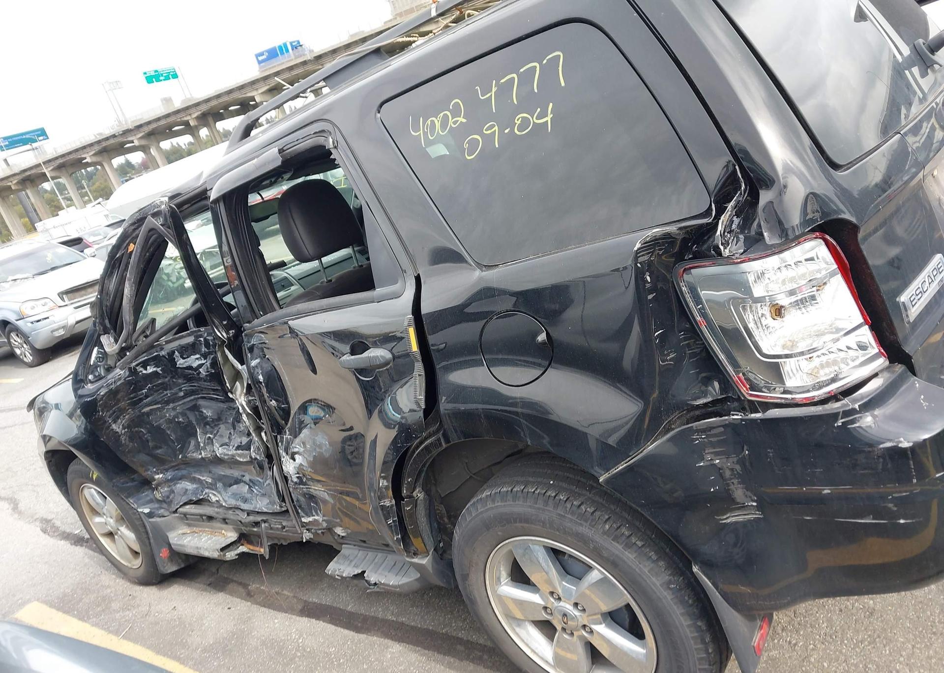 2010 FORD ESCAPE XLT