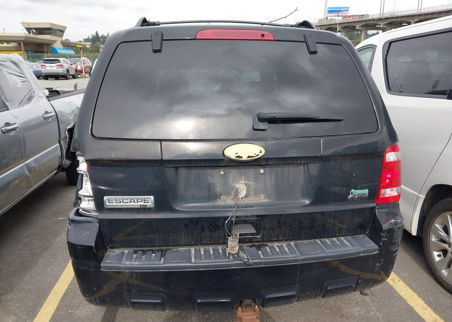 2010 FORD ESCAPE XLT