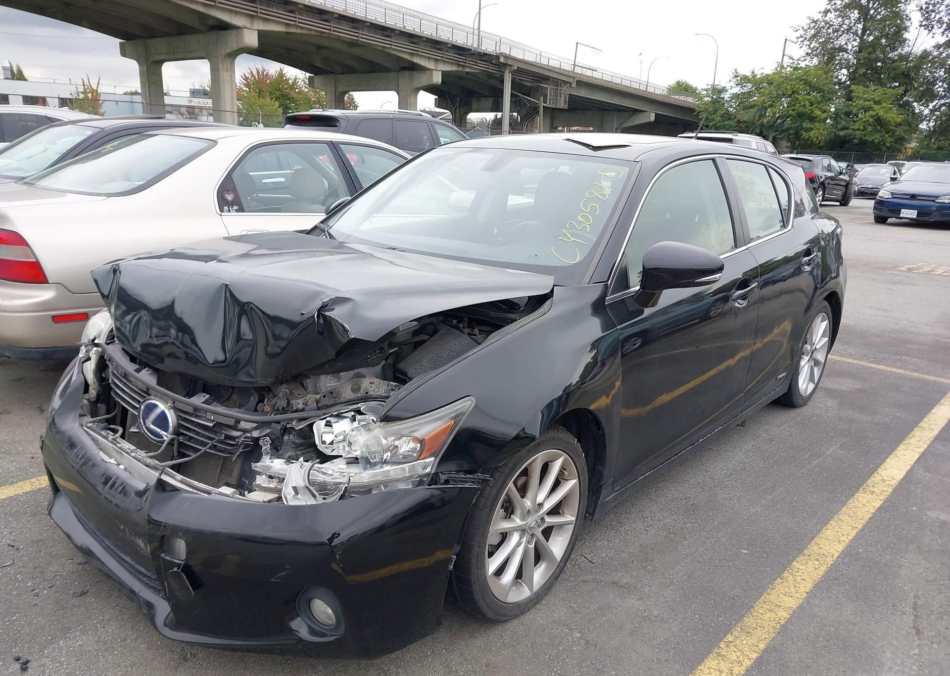 2011 LEXUS CT 200