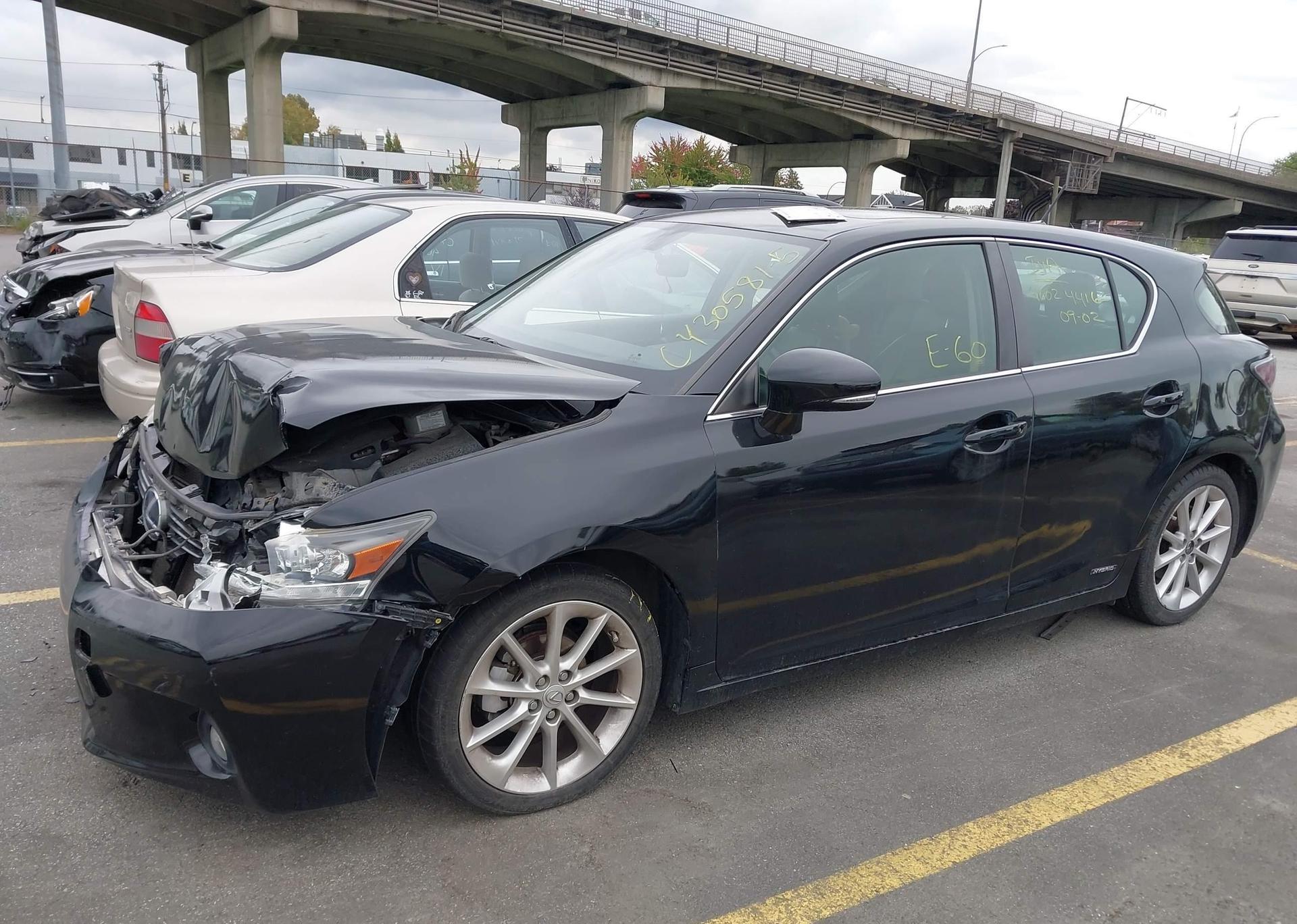 2011 LEXUS CT 200