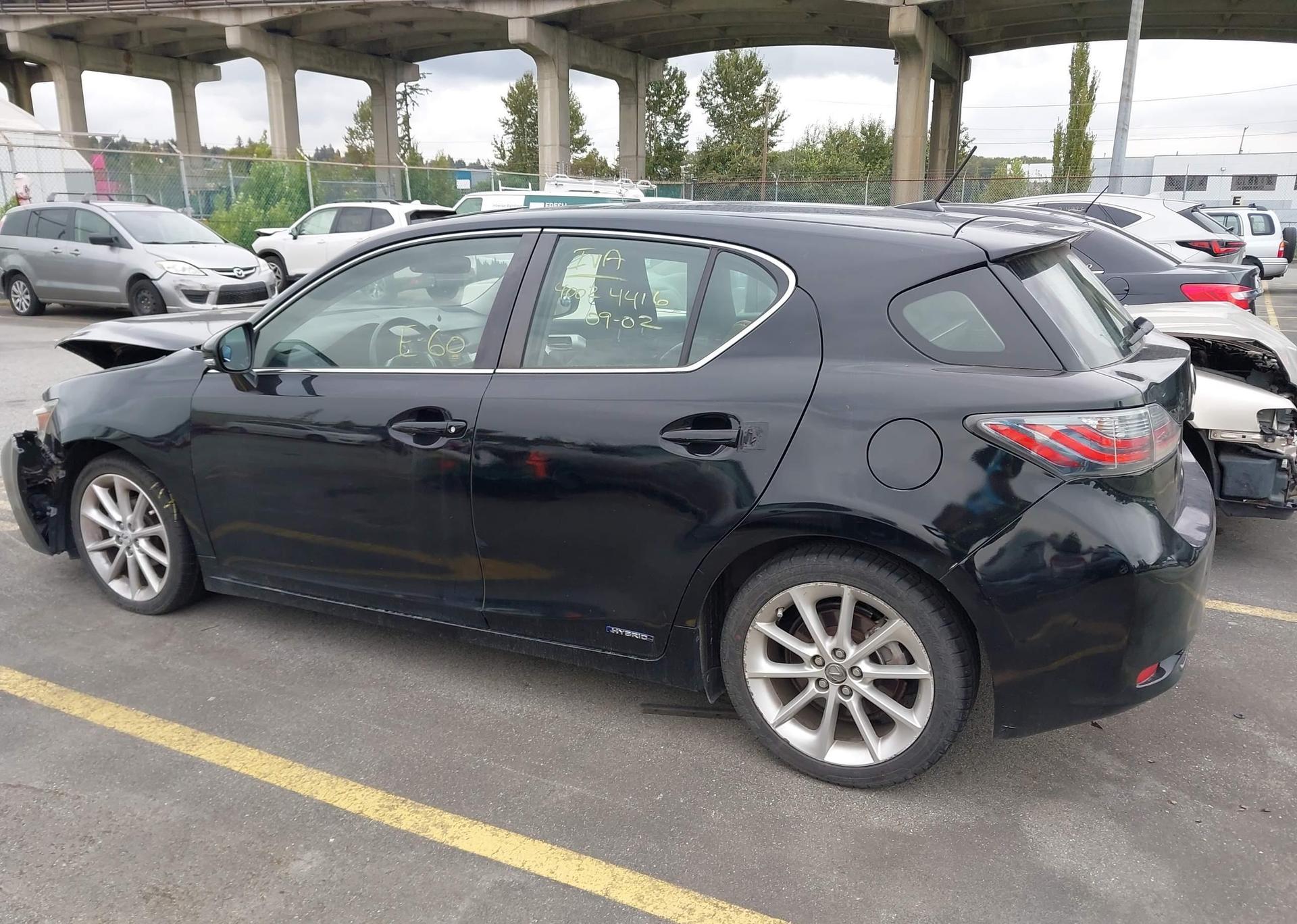 2011 LEXUS CT 200