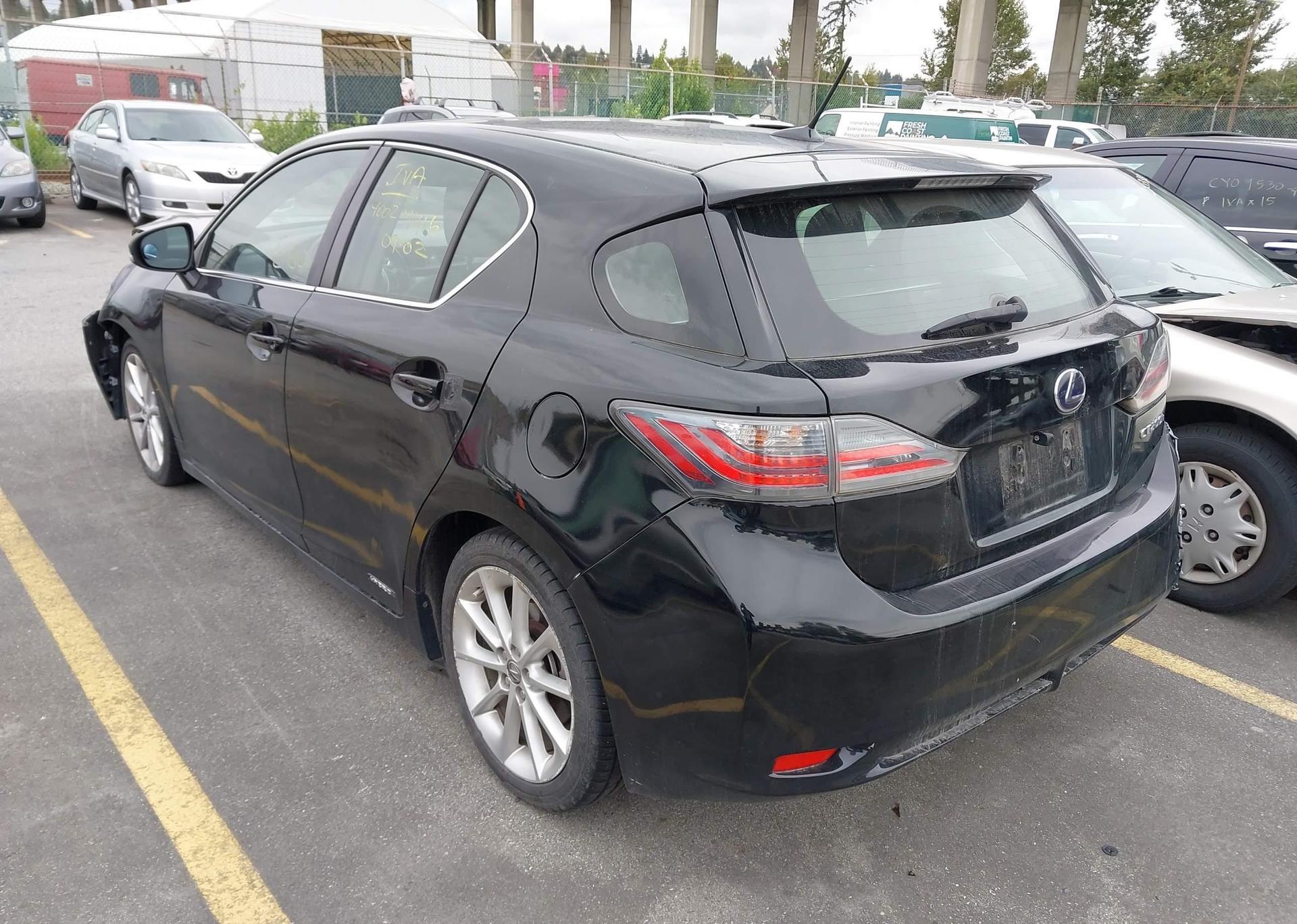 2011 LEXUS CT 200