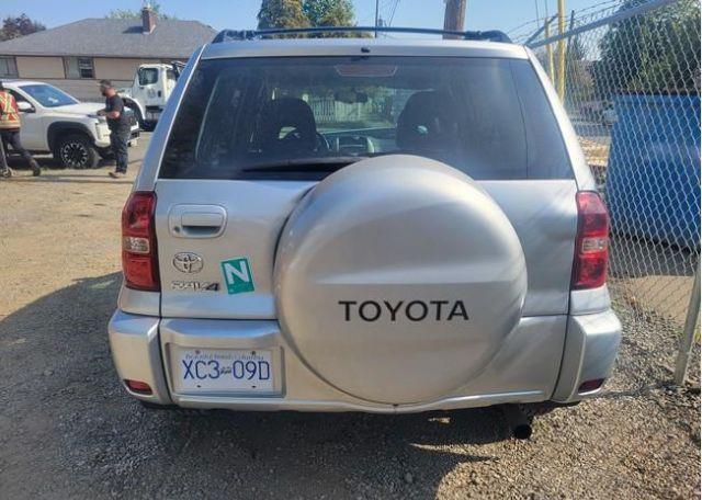 2005 TOYOTA RAV4
