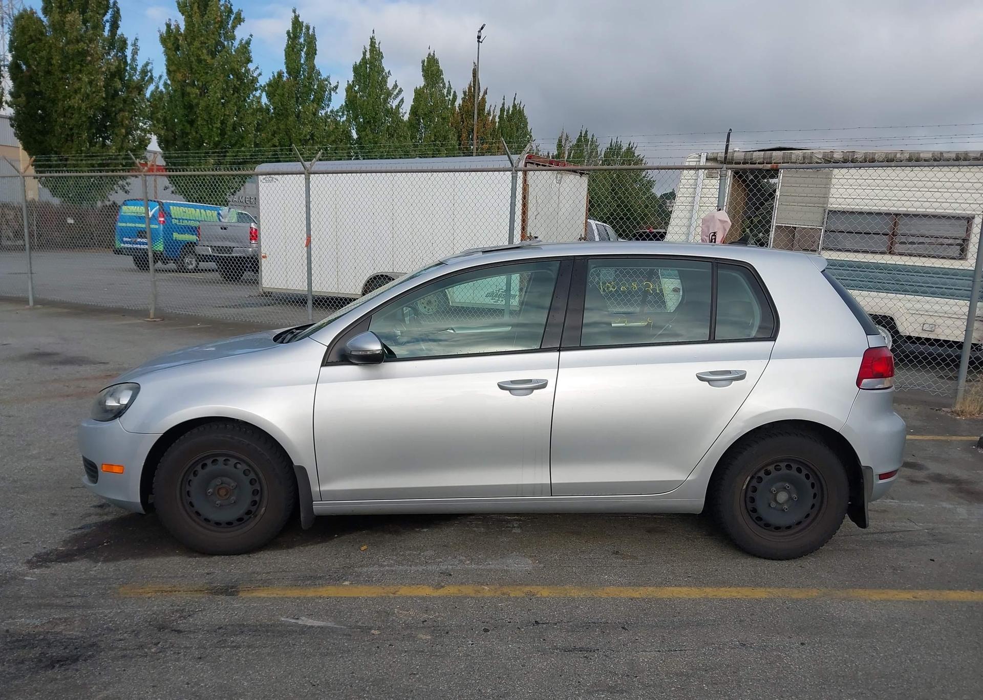 2010 VOLKSWAGEN GOLF