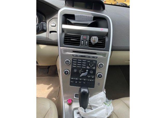 2011 VOLVO XC60