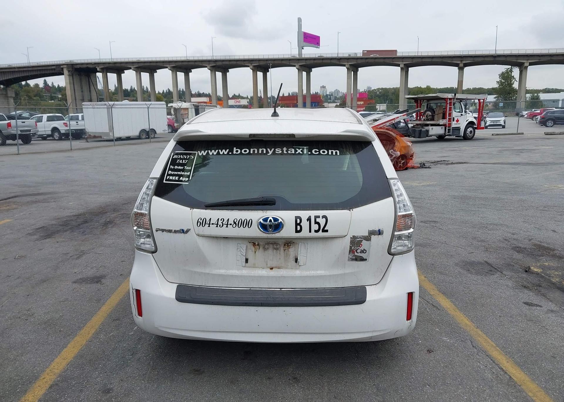 2014 TOYOTA PRIUS