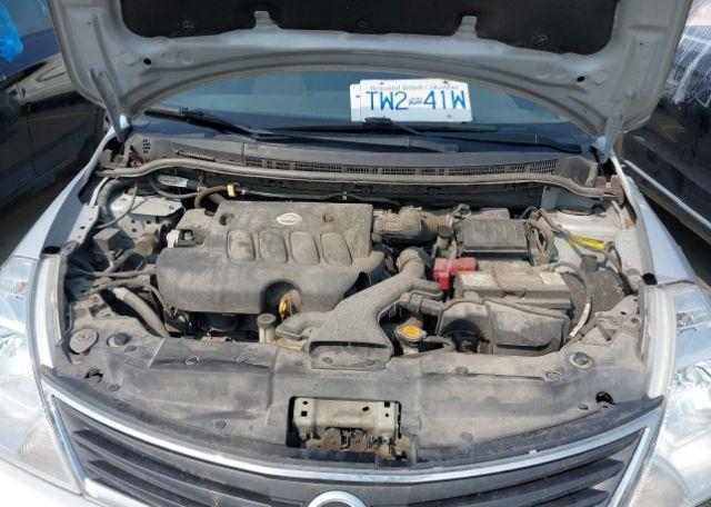 2011 NISSAN VERSA S