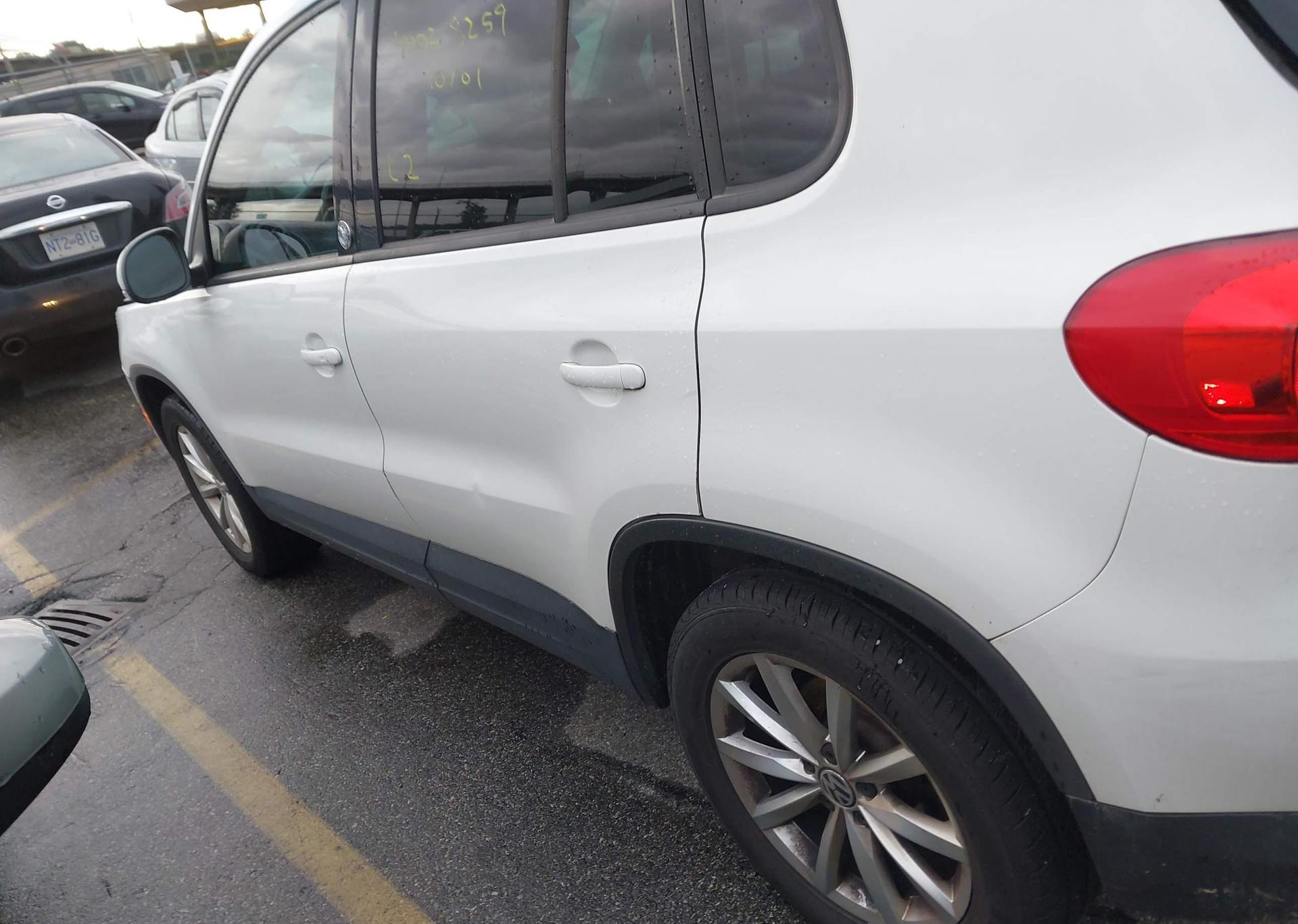 2017 VOLKSWAGEN TIGUAN WOLFSBURG