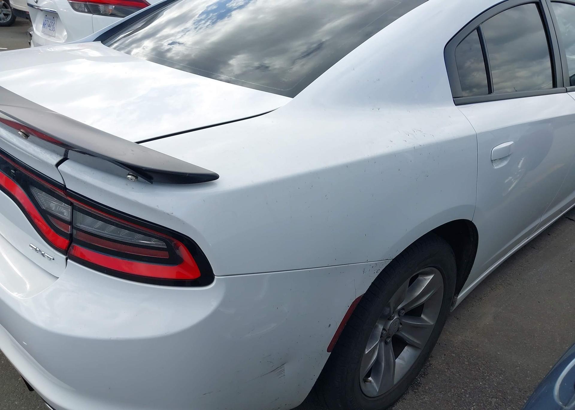 2016 DODGE CHARGER SXT