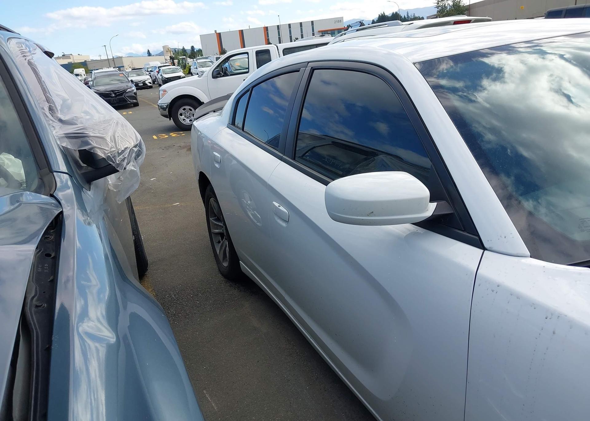 2016 DODGE CHARGER SXT