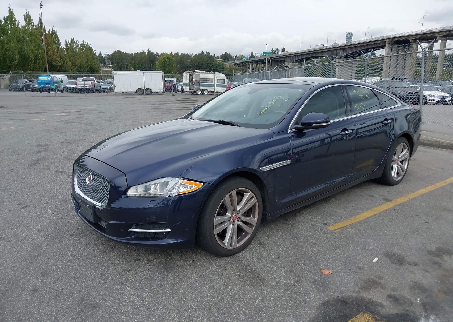 2014 JAGUAR XJ