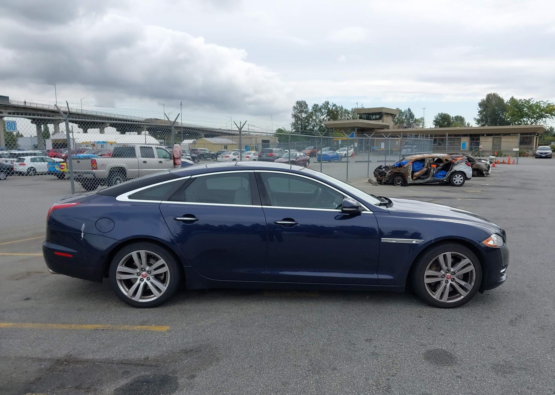 2014 JAGUAR XJ