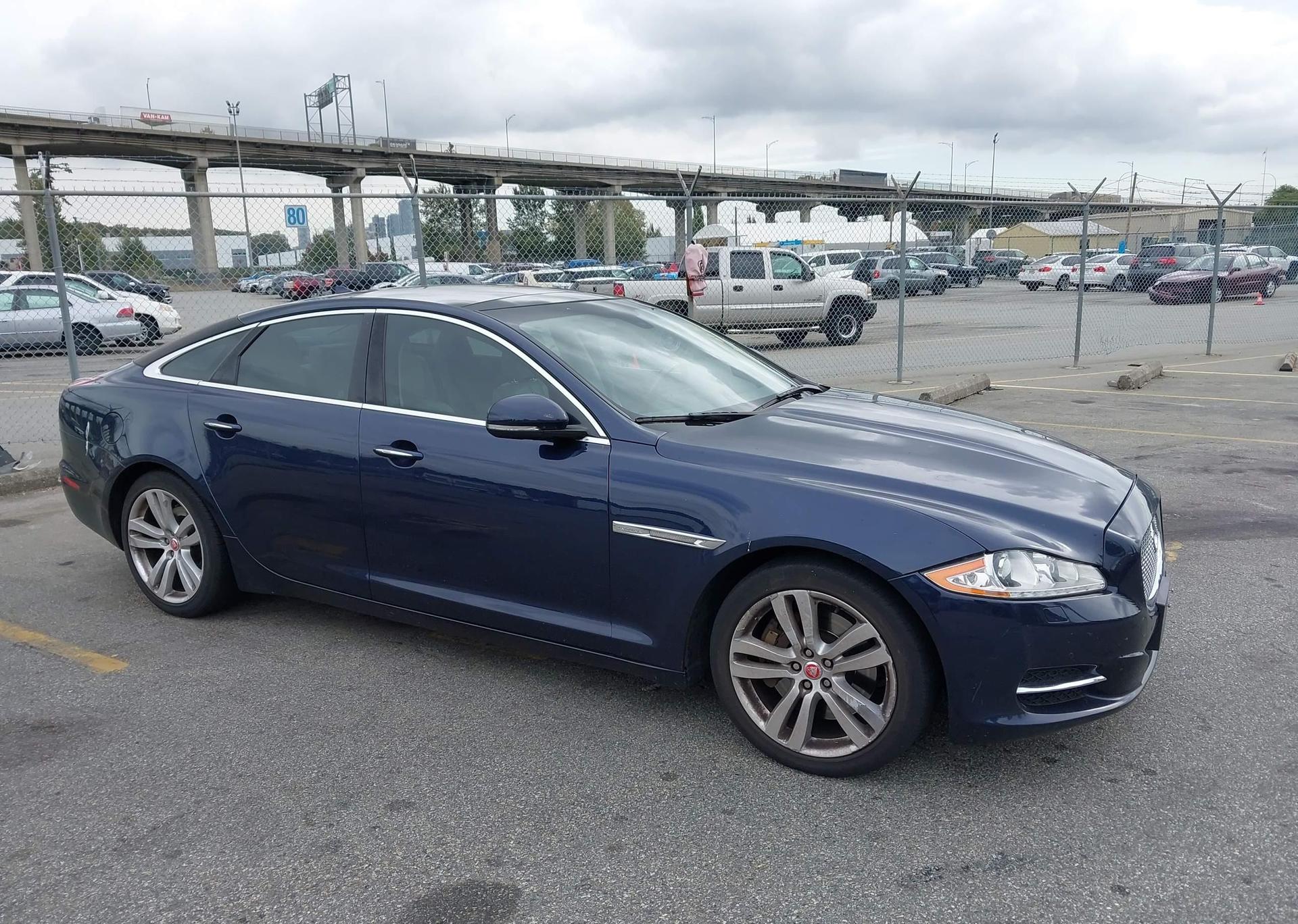 2014 JAGUAR XJ