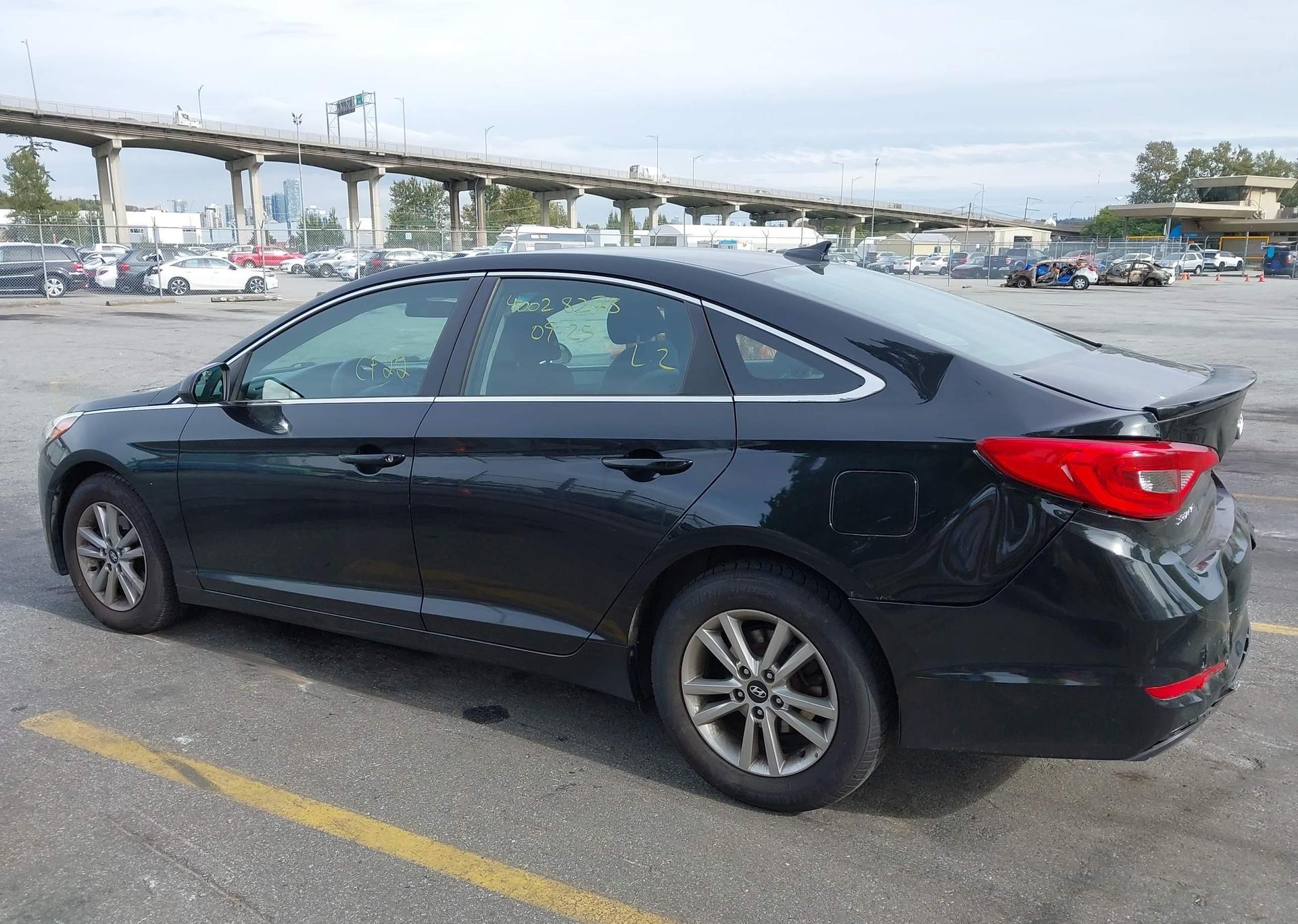 2016 HYUNDAI SONATA SE