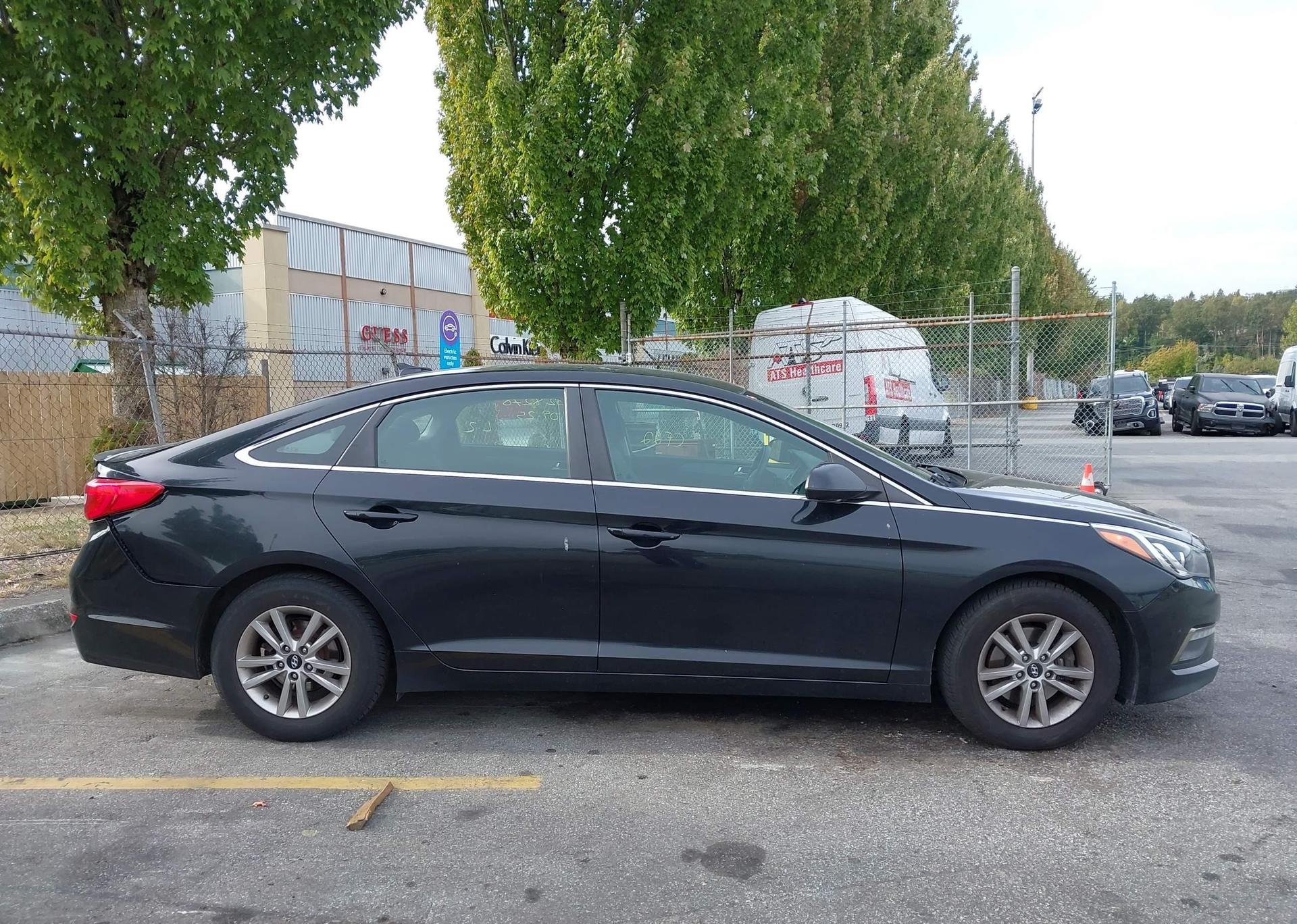 2016 HYUNDAI SONATA SE