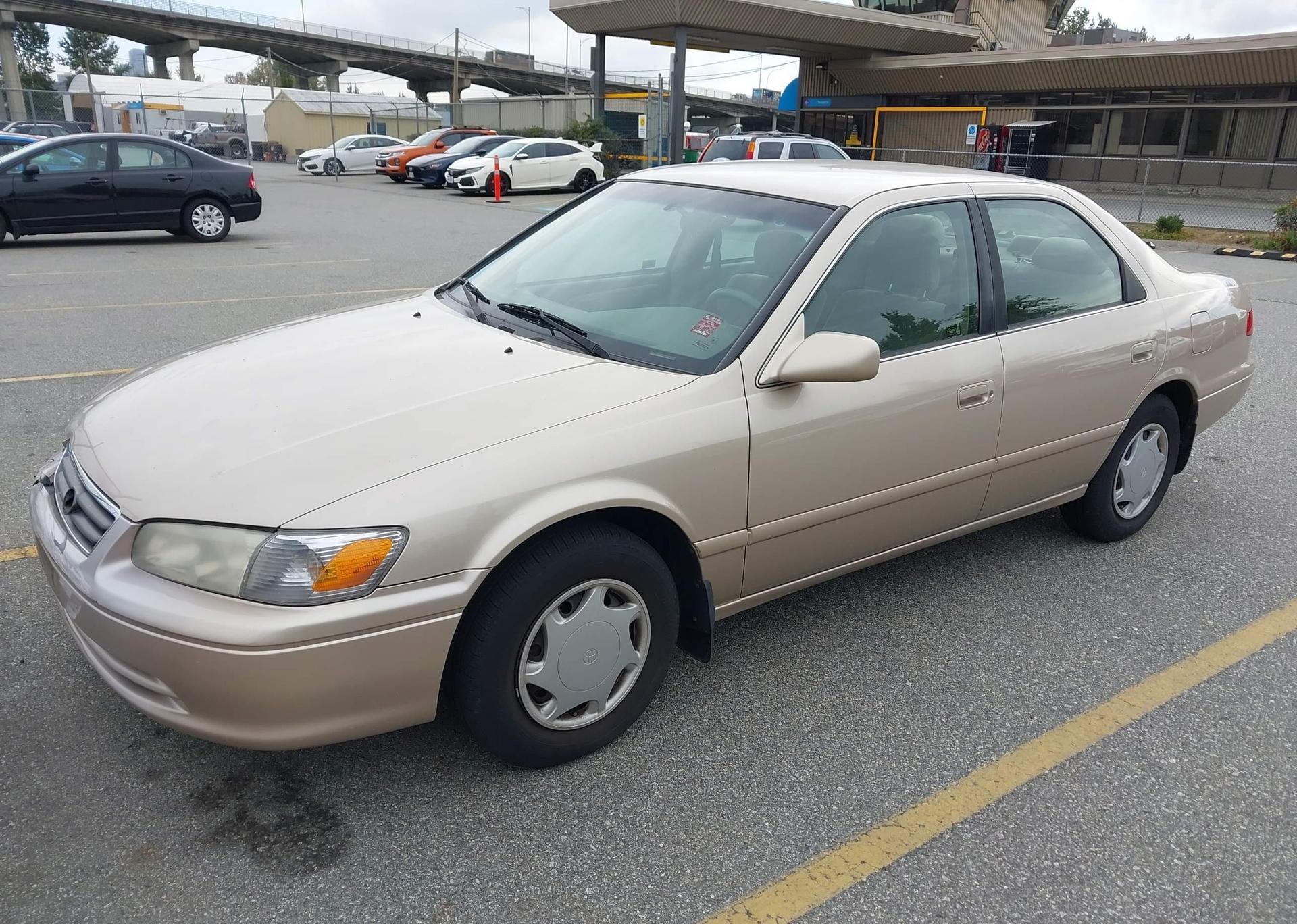 2000 TOYOTA CAMRY