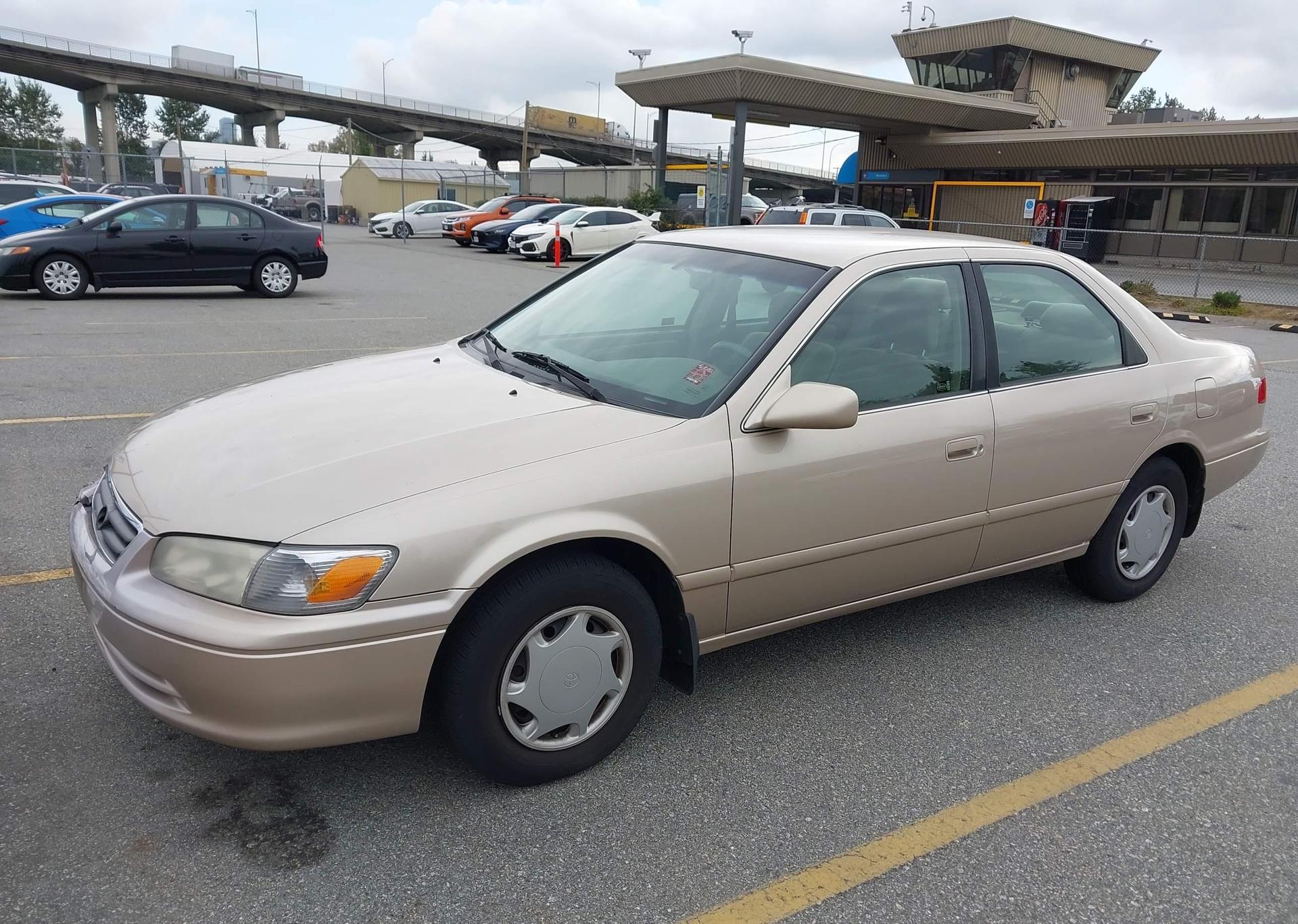 2000 TOYOTA CAMRY