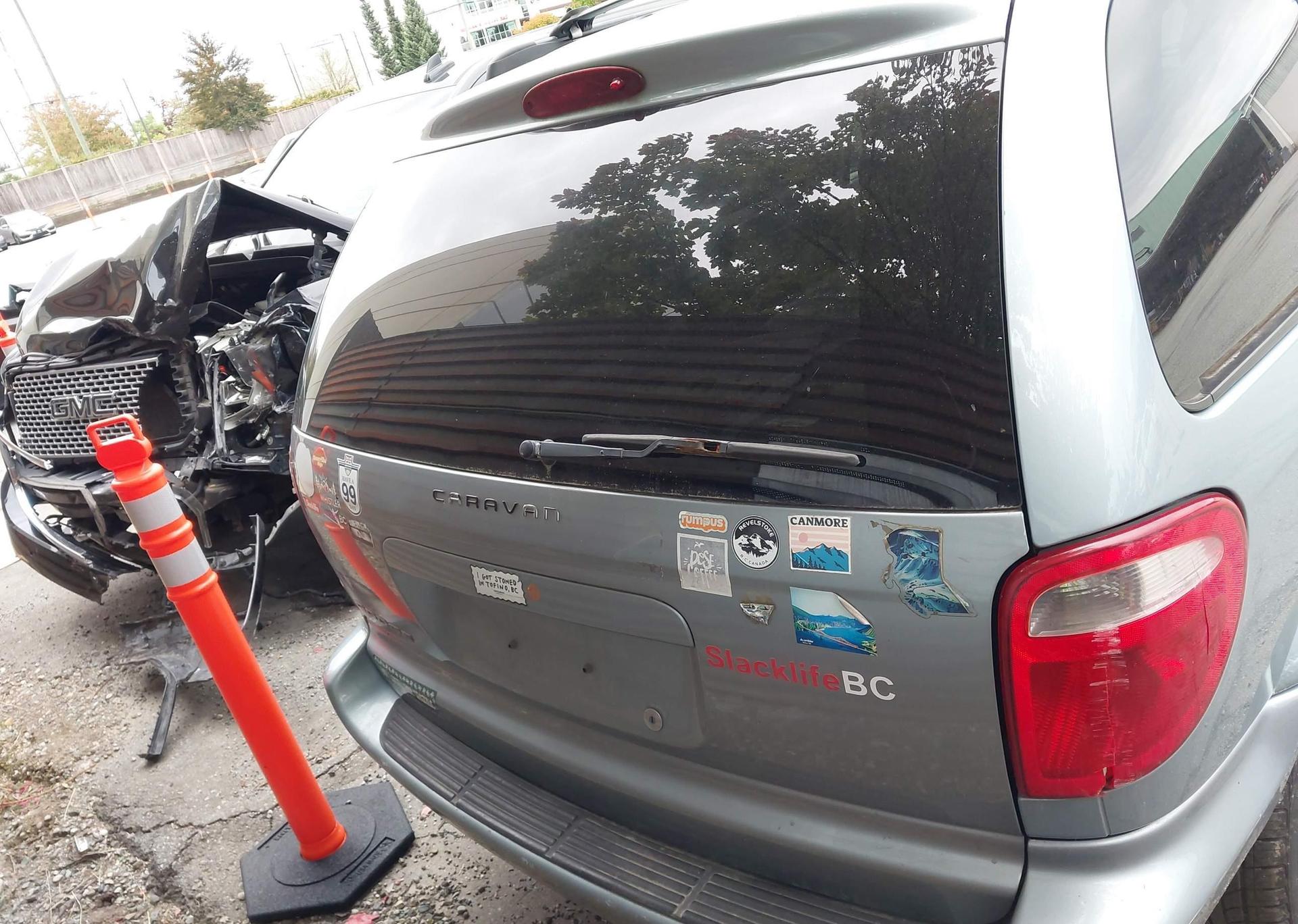 2005 DODGE CARAVAN SE
