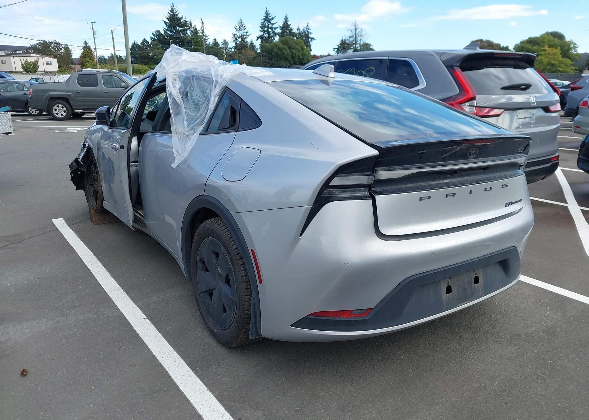2023 TOYOTA PRIUS