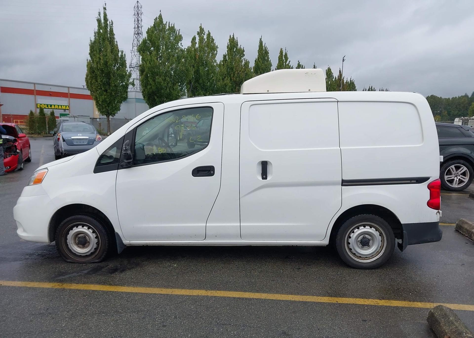 2021 NISSAN NV200 2.5S