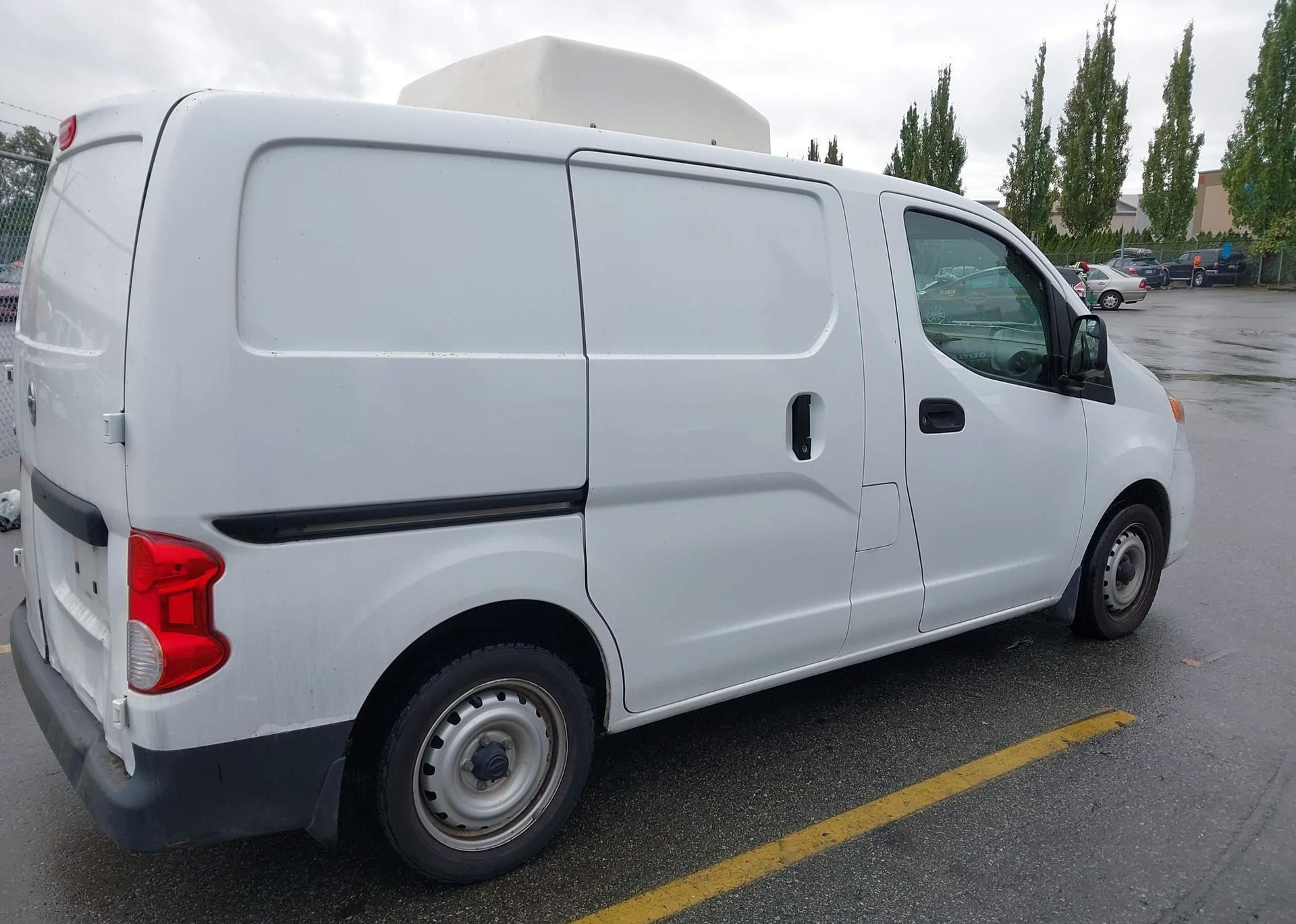 2021 NISSAN NV200 2.5S