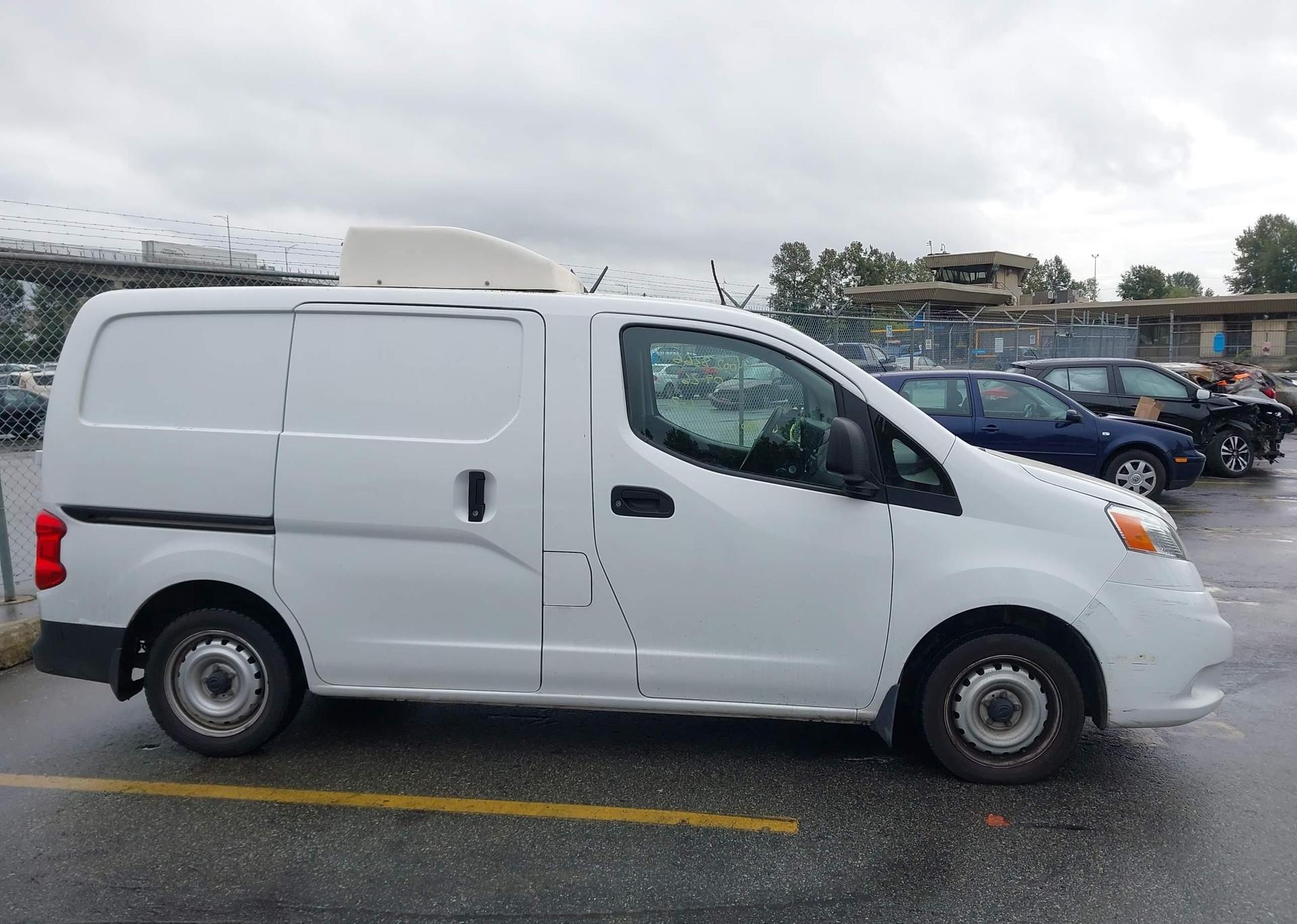 2021 NISSAN NV200 2.5S