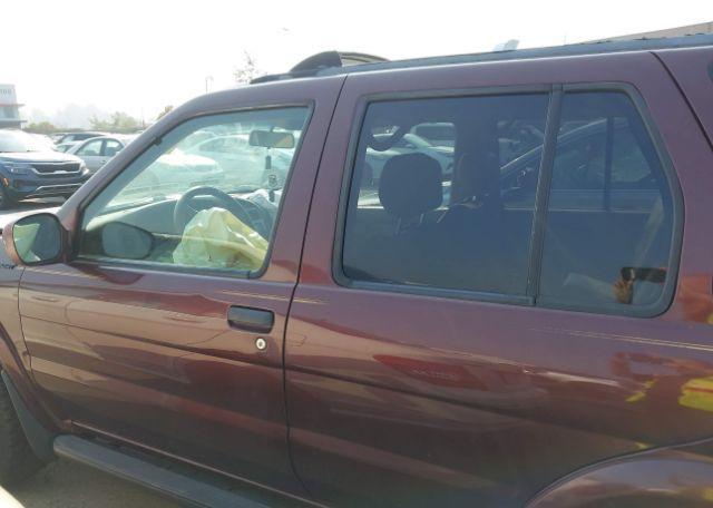 2000 NISSAN PATHFINDER LE