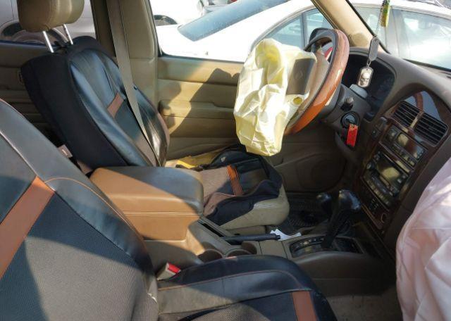 2000 NISSAN PATHFINDER LE