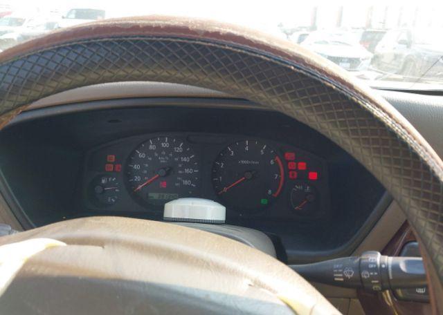 2000 NISSAN PATHFINDER LE