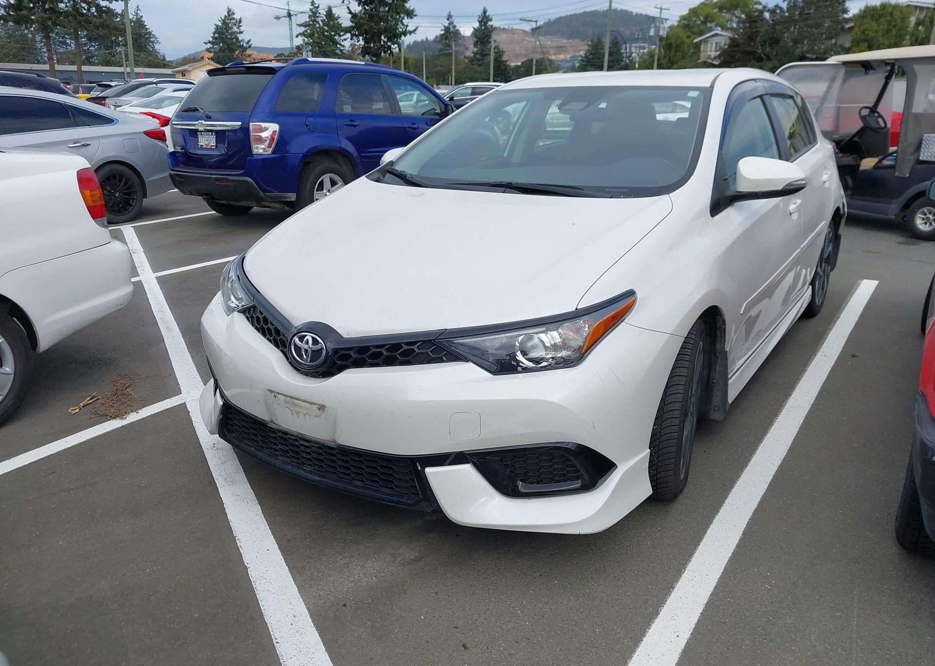 2017 TOYOTA COROLLA iM