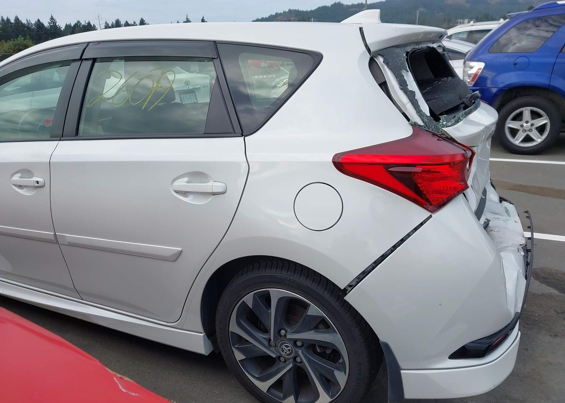 2017 TOYOTA COROLLA iM