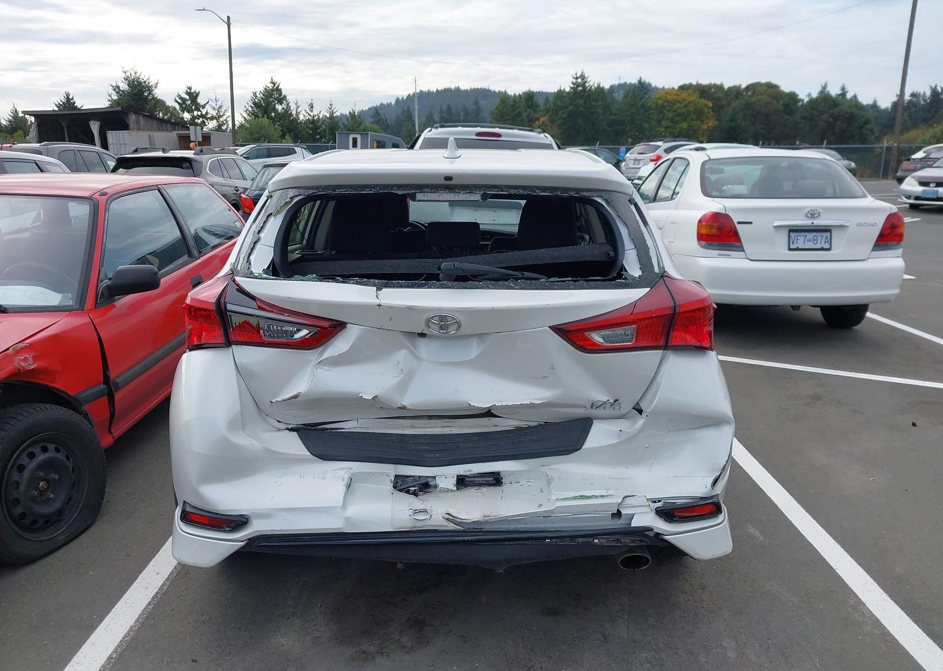 2017 TOYOTA COROLLA iM