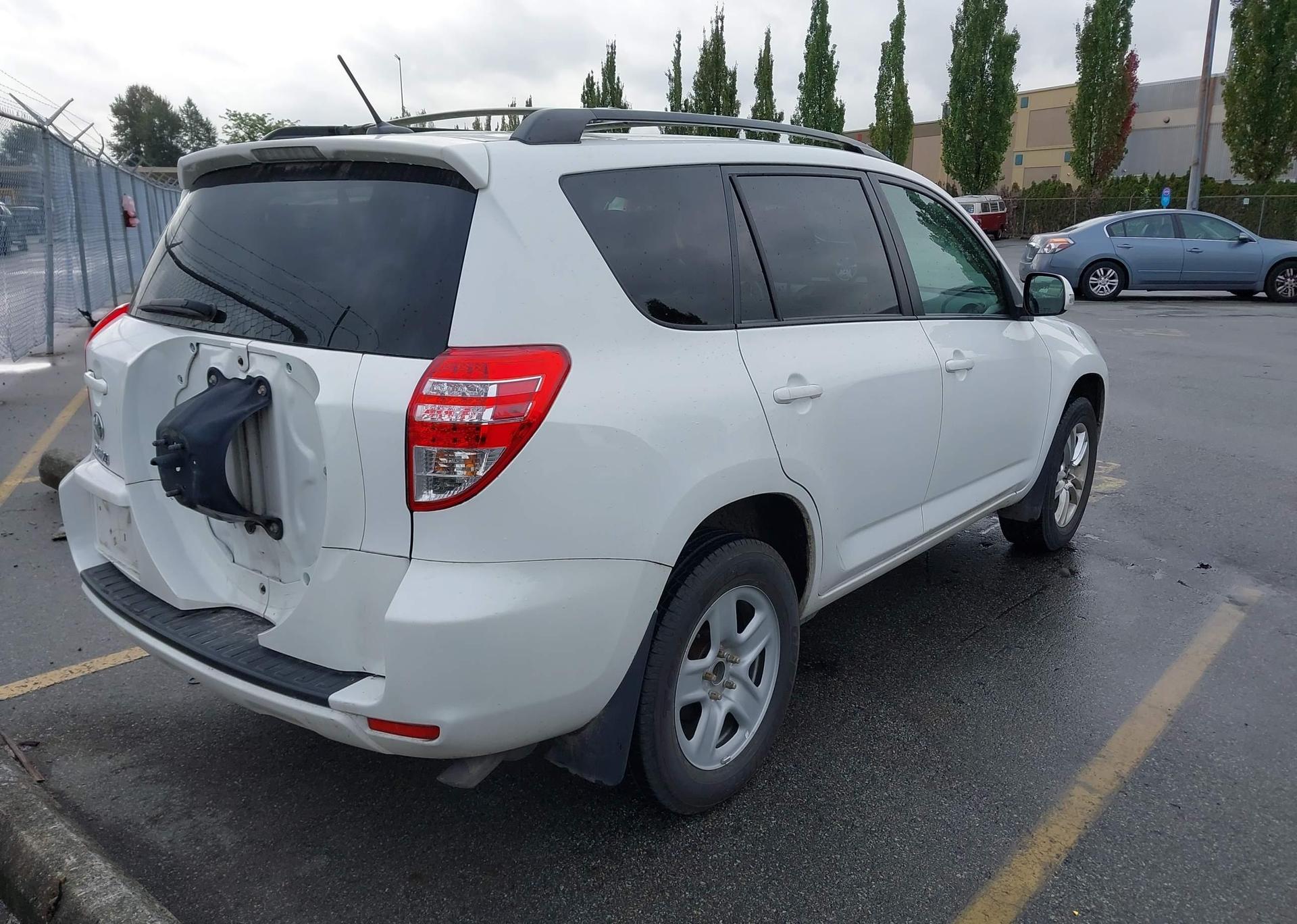 2012 TOYOTA RAV4