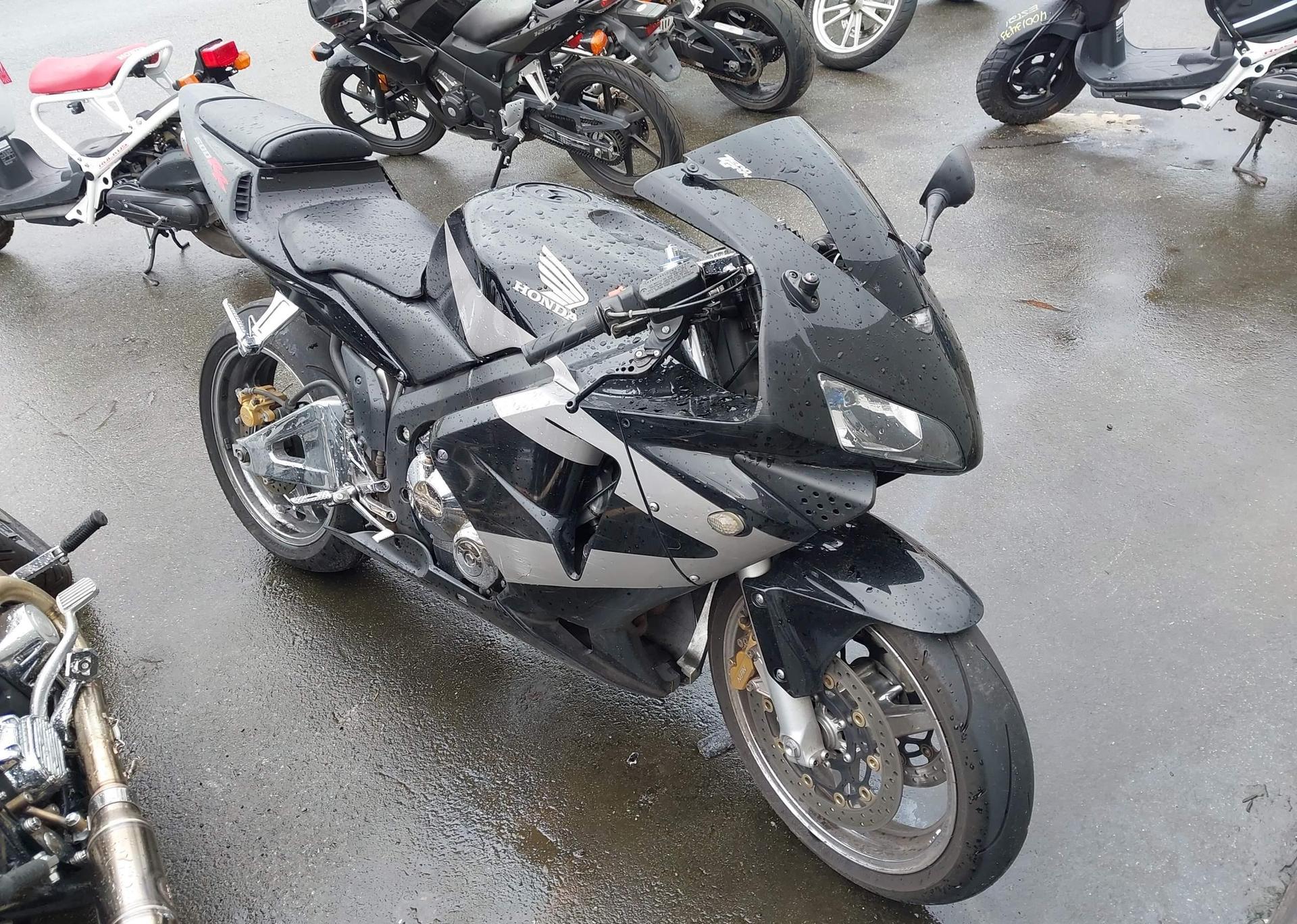 2004 HONDA CBR600 RR