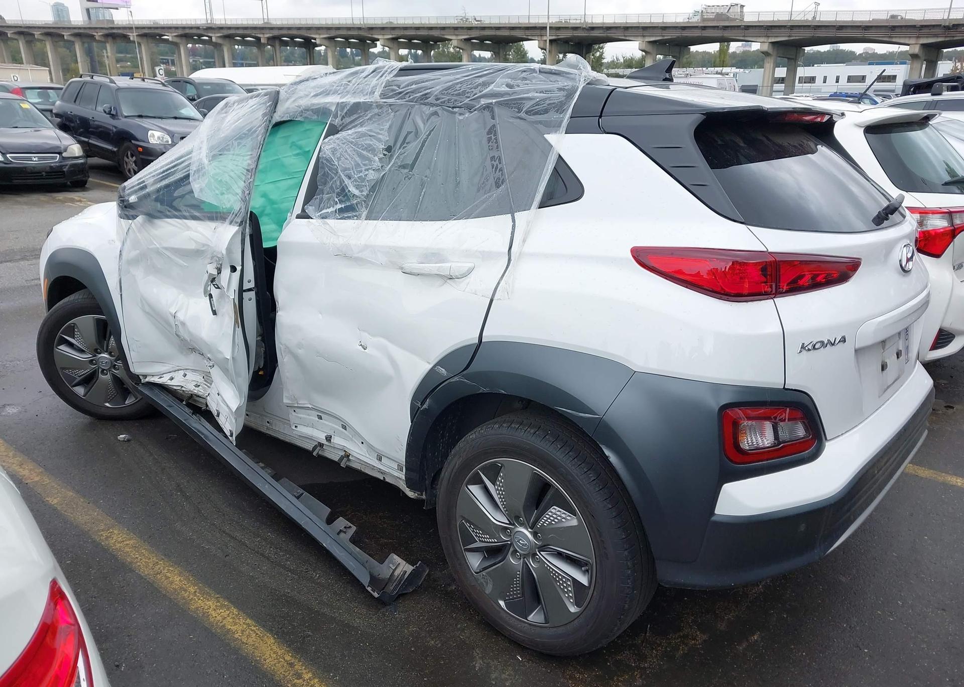2021 HYUNDAI KONA SEL