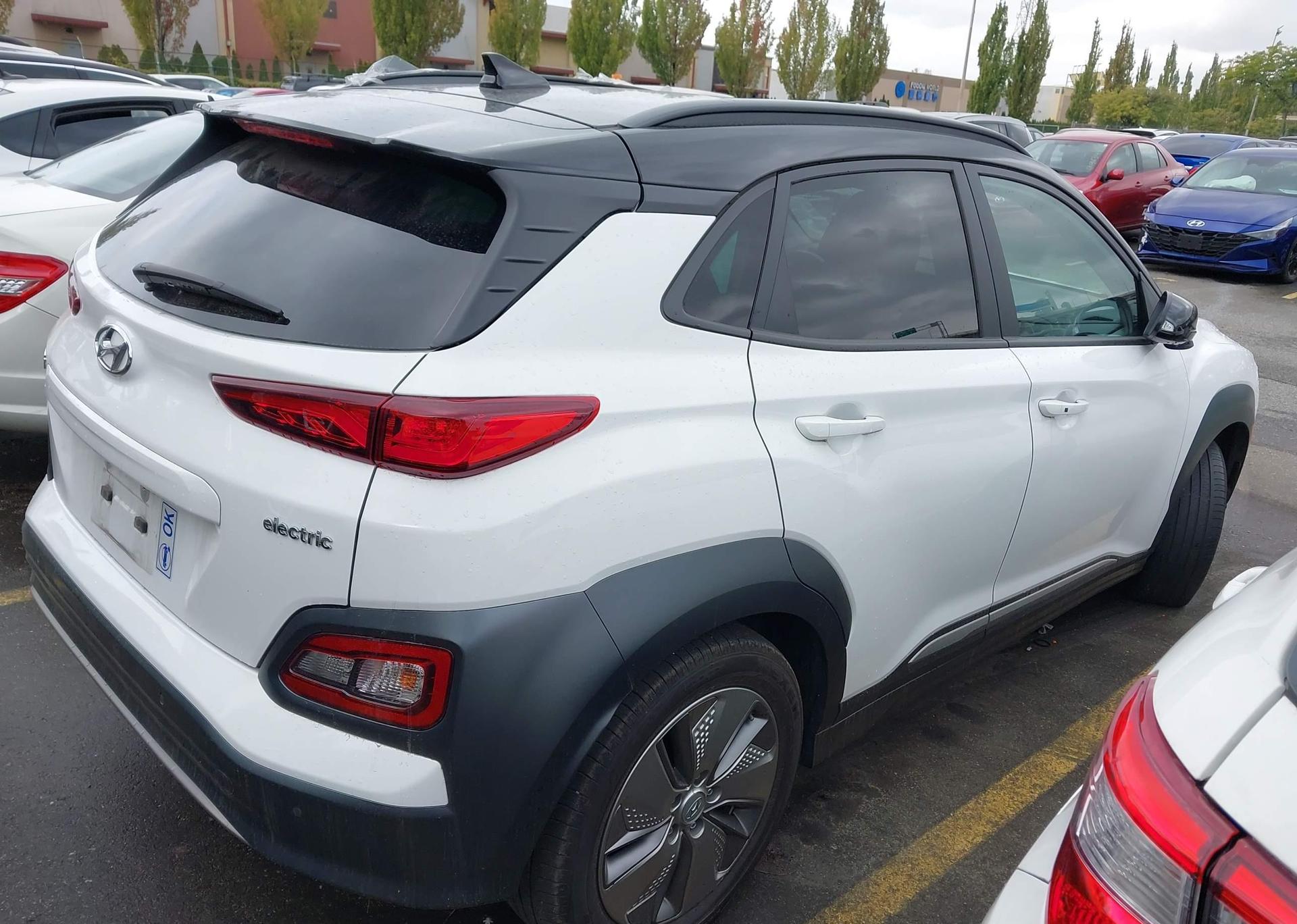 2021 HYUNDAI KONA SEL
