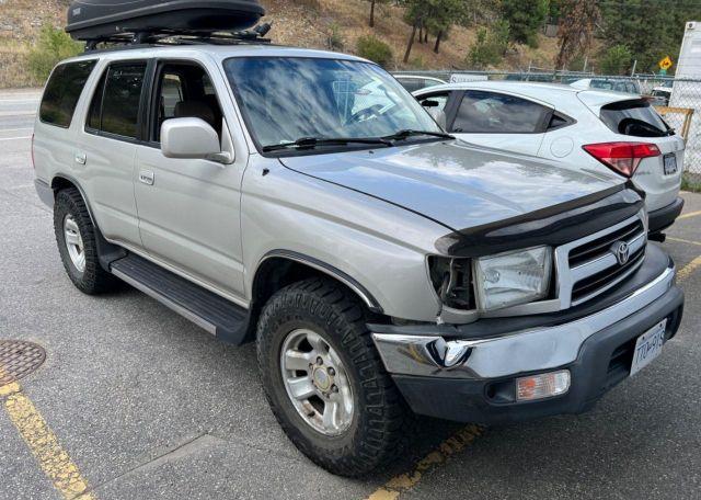 2000 TOYOTA 4RUNNER SR5