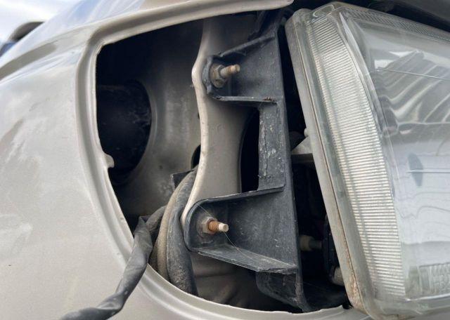 2000 TOYOTA 4RUNNER SR5