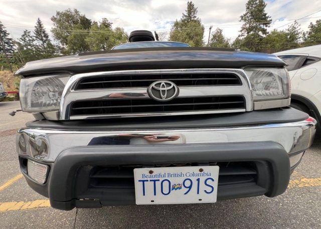 2000 TOYOTA 4RUNNER SR5
