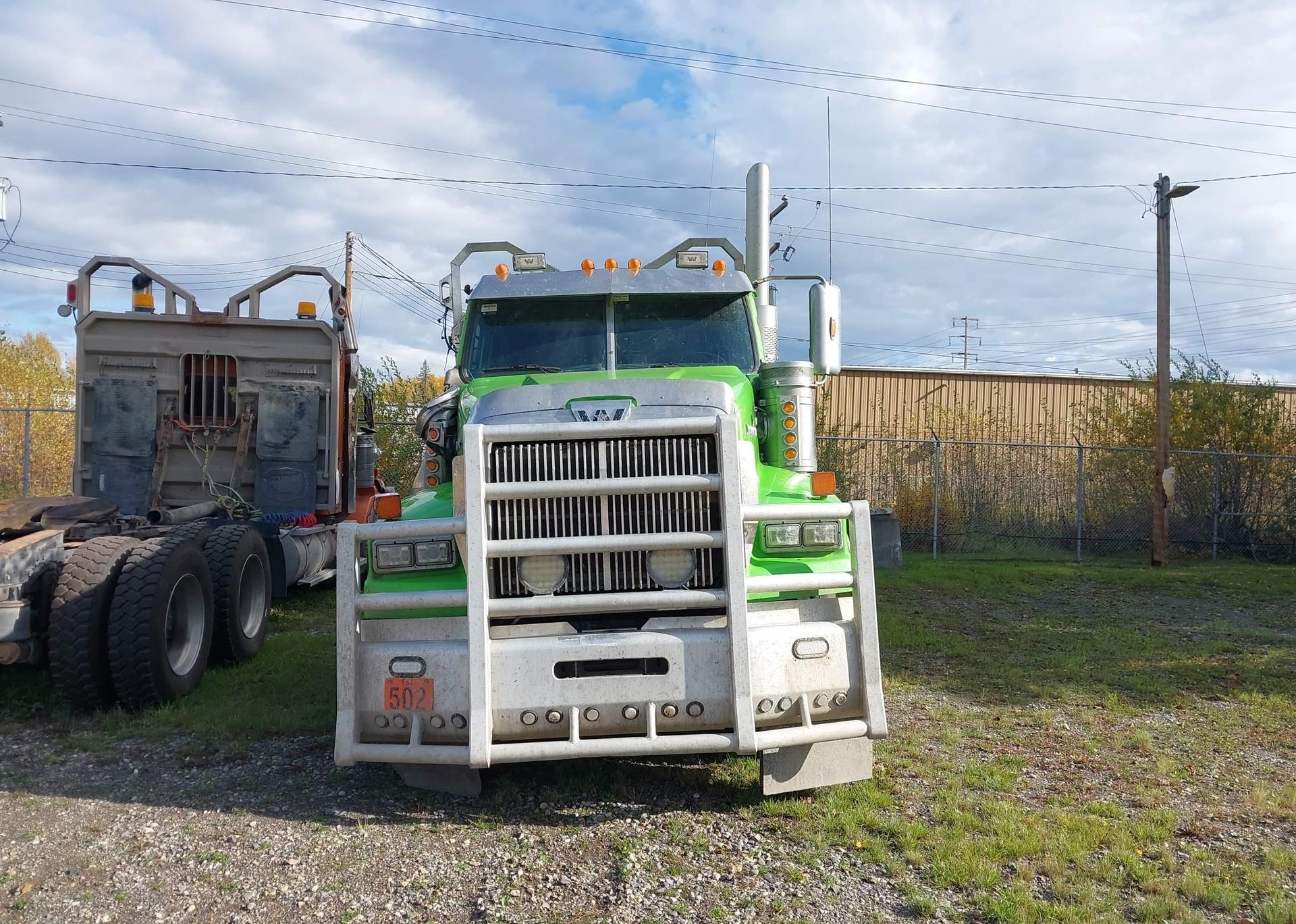 2012 WESTERN STAR/AUTO CAR CONVENTIONAL 4900SA