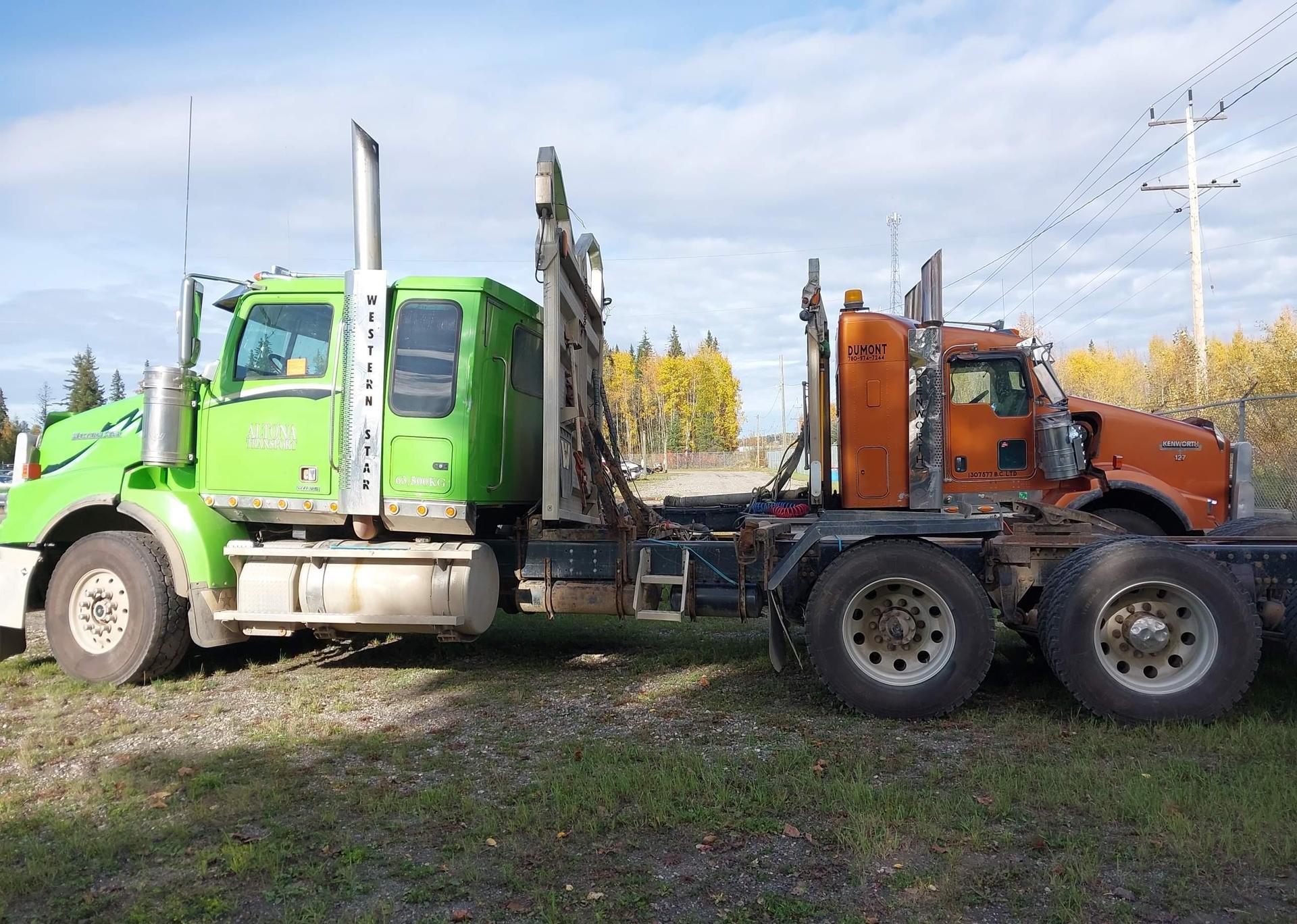 2012 WESTERN STAR/AUTO CAR CONVENTIONAL 4900SA