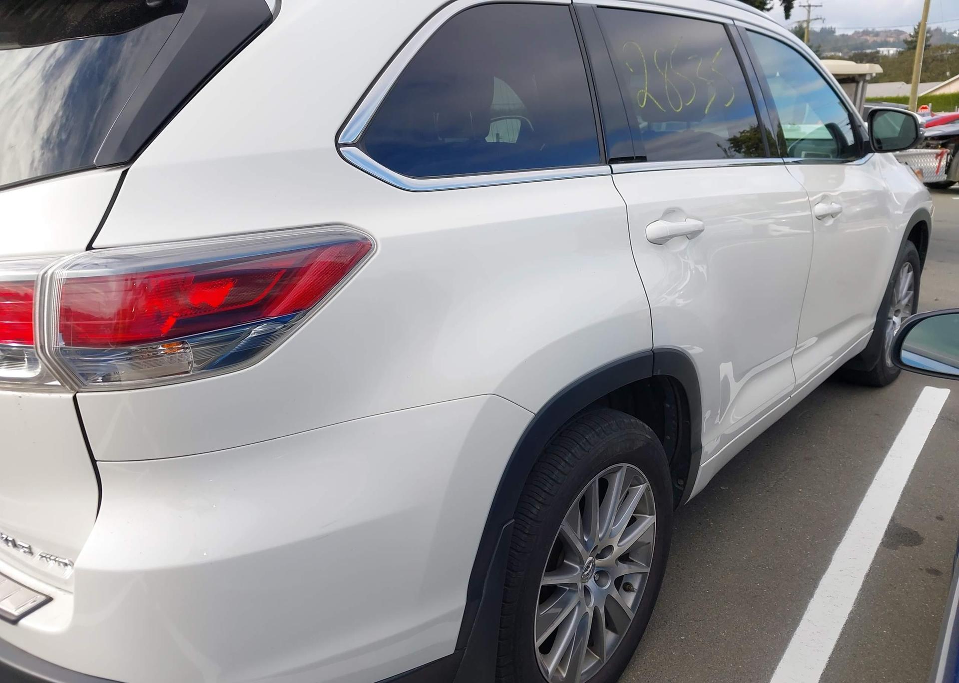2015 TOYOTA highlander xle