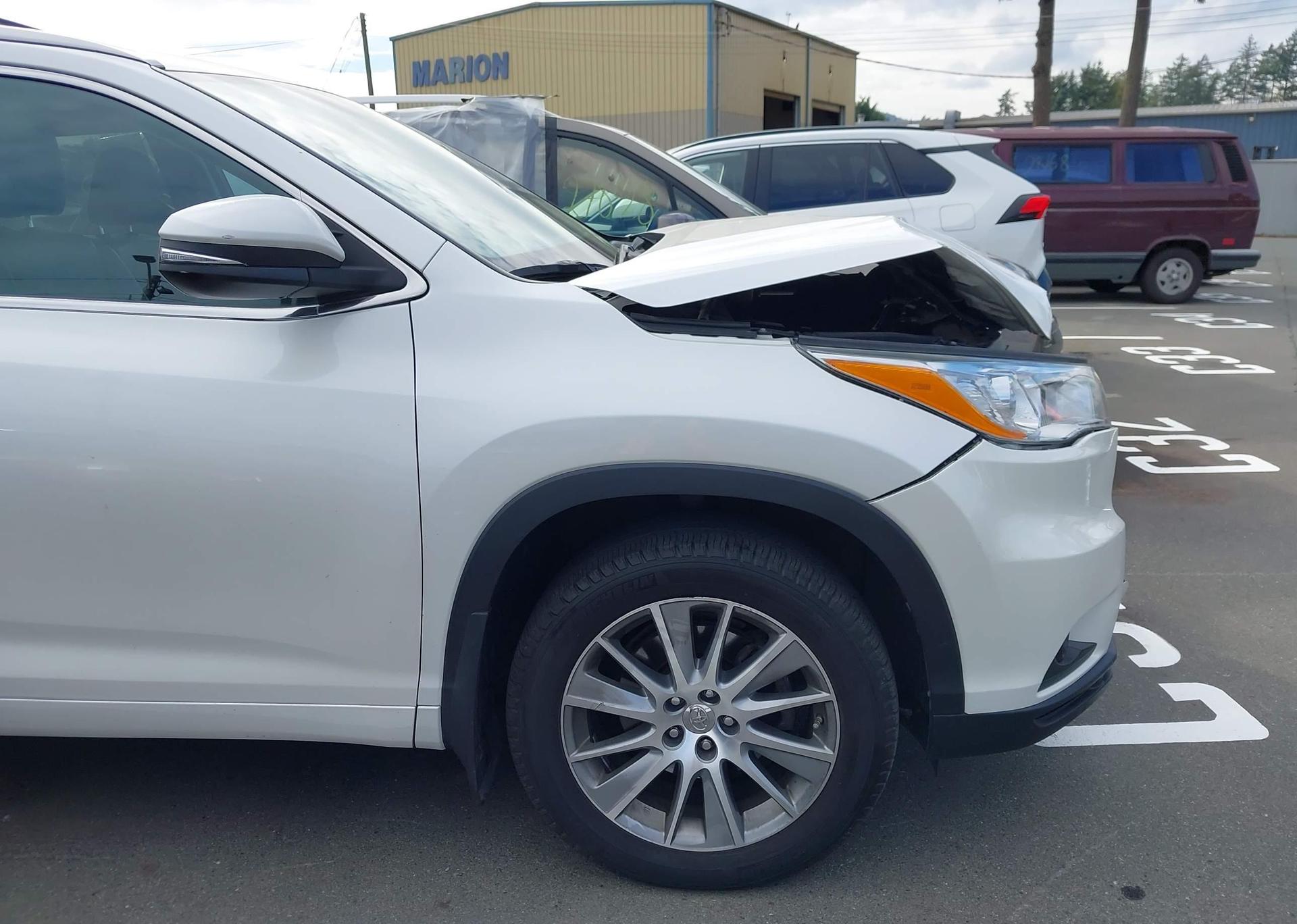 2015 TOYOTA highlander xle