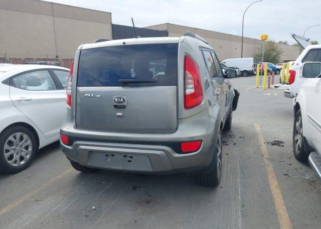 2013 KIA SOUL +