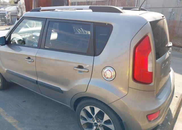 2013 KIA SOUL +