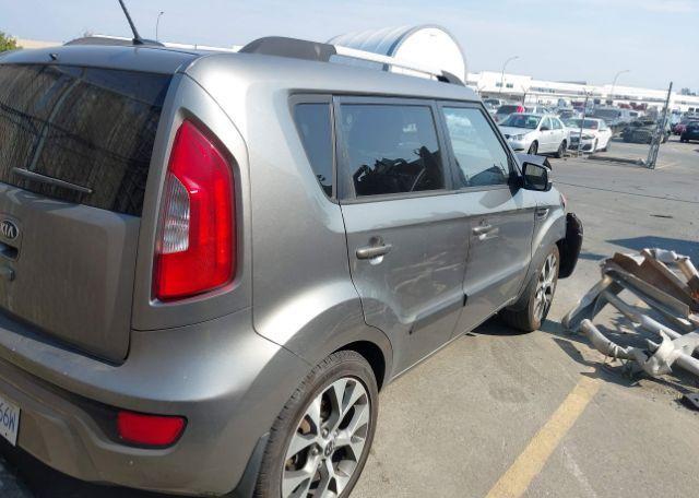 2013 KIA SOUL +