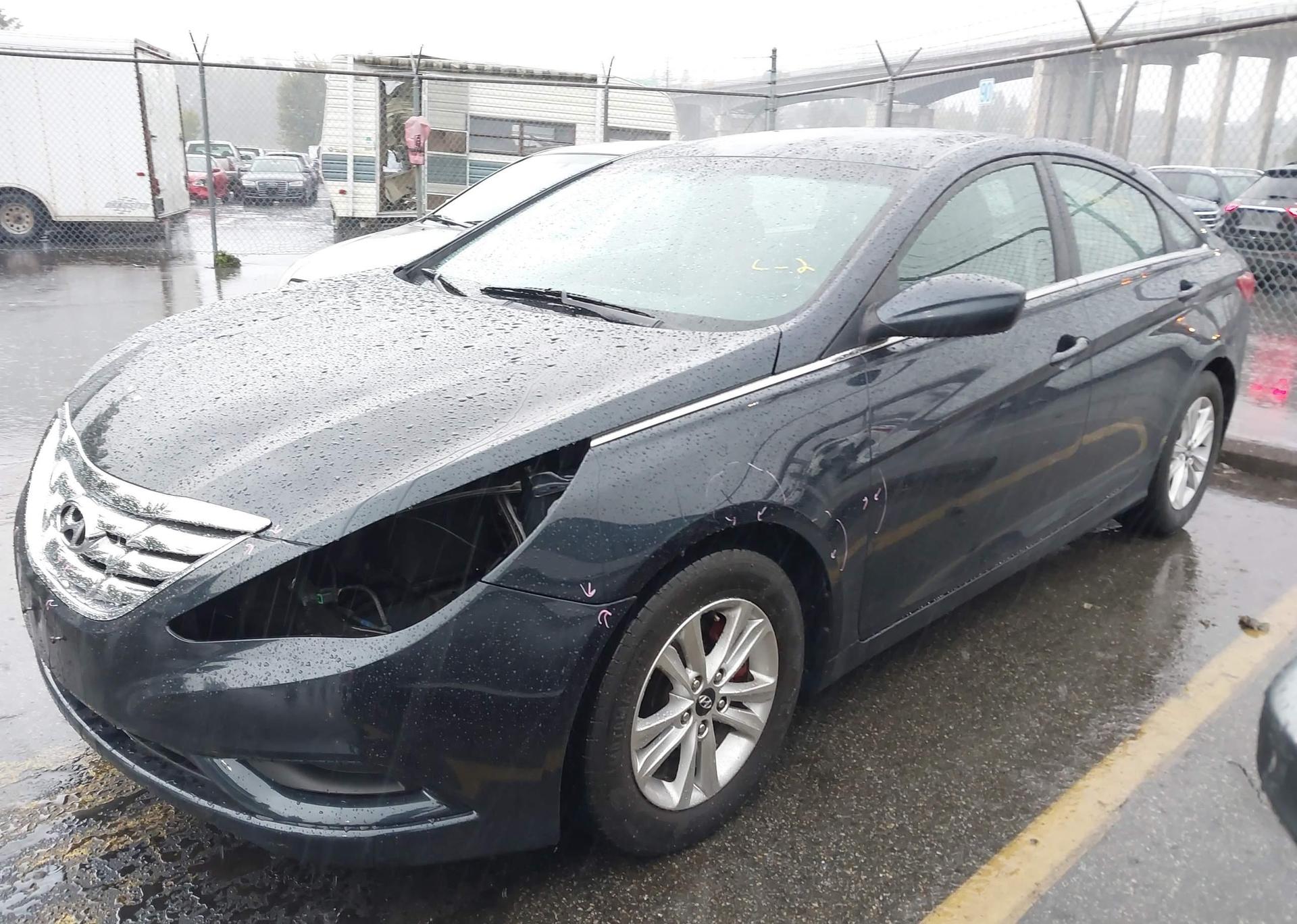 2012 HYUNDAI SONATA GLS