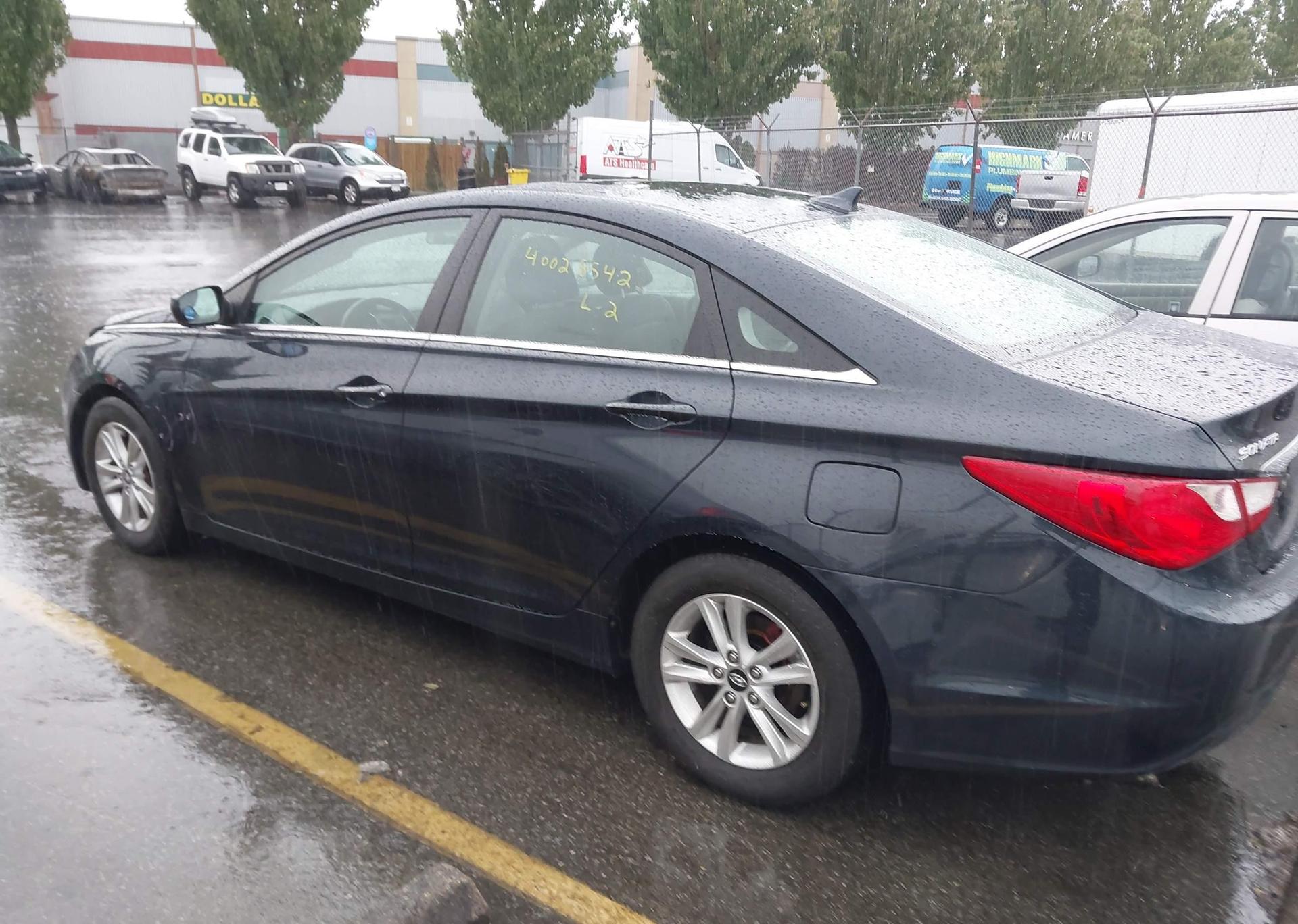 2012 HYUNDAI SONATA GLS